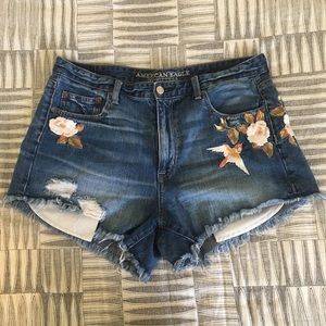 AEO Festival High rise shorts